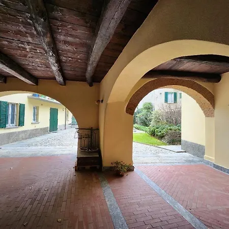 Daire The Courtyard Of The 6 Arches