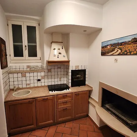 The Courtyard Of The 6 Arches Garlate